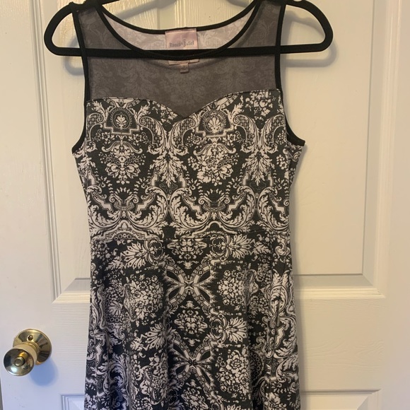 Romeo & Juliet Couture skater dress - Picture 2 of 8